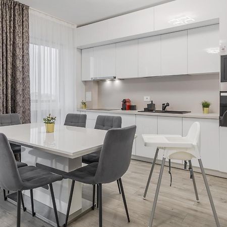 Ferienwohnung Pure Flat Oradea Exterior foto