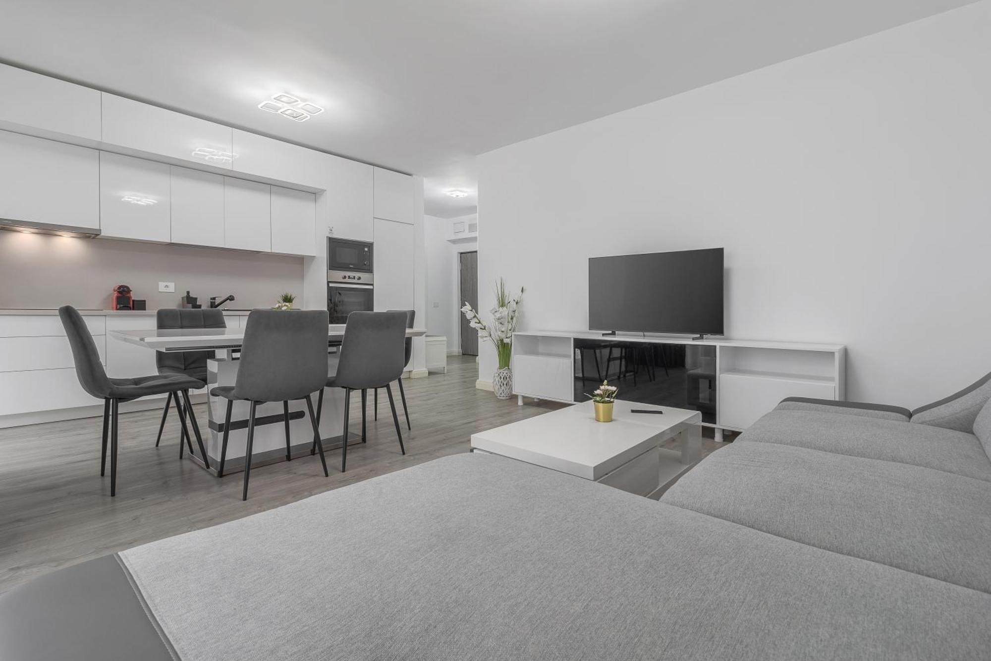 Ferienwohnung Pure Flat Oradea Exterior foto